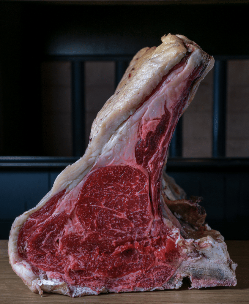 chuleta vaca gallega en asador gonzaba restaruante en galicia y madrid con ganaderia propia