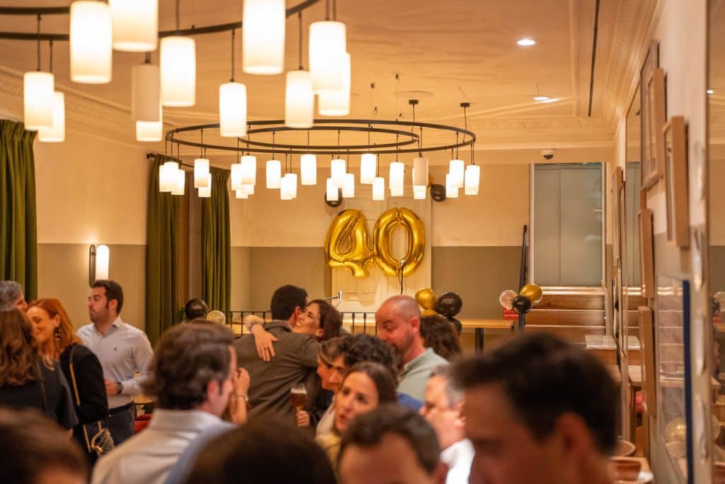 Celebración privada de cumpleaños en el salón de la Primera Planta de Gonzaba Madrid, eventos exclusivos en Barrio de Salamanca